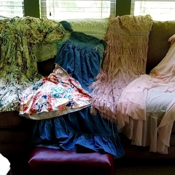 VENUS Dresses & Skirts - 🔥 Venus 5-Piece Fix-It Lot | Upcycle Gold for the Crafty Queen 👑